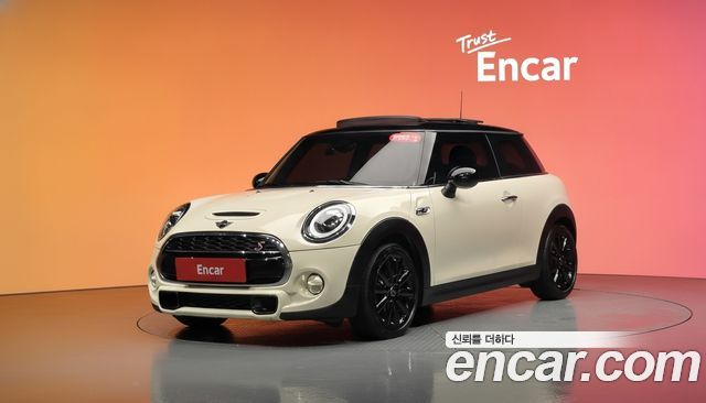 Mini Cooper Standard Third Generation — пробег 84 872 км — фото 1 из 5
