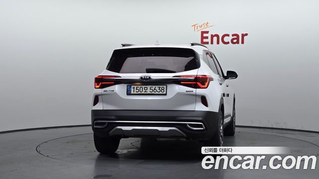 Kia Seltos из Кореи Encar