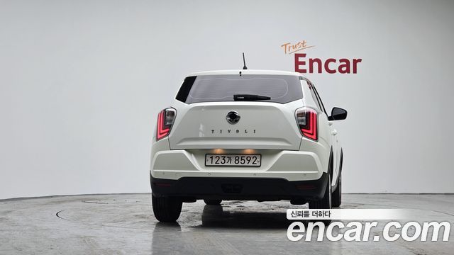 Ssangyong TIBOLI из Кореи Encar