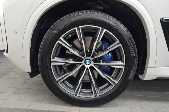 BMW X5 xDrive 30d M Sport — пробег 56 190 км — фото 5 из 5