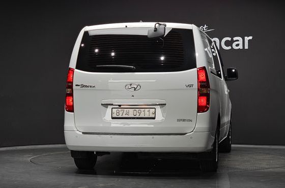 Hyundai Starex Van 5-Seater Smart — пробег 44 089 км — фото 4 из 5