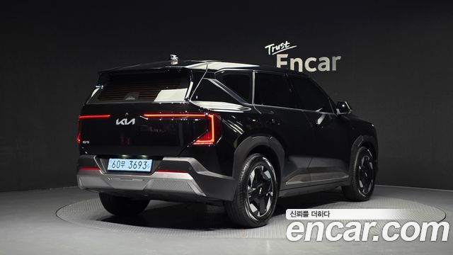 Kia EV5 из Кореи Encar