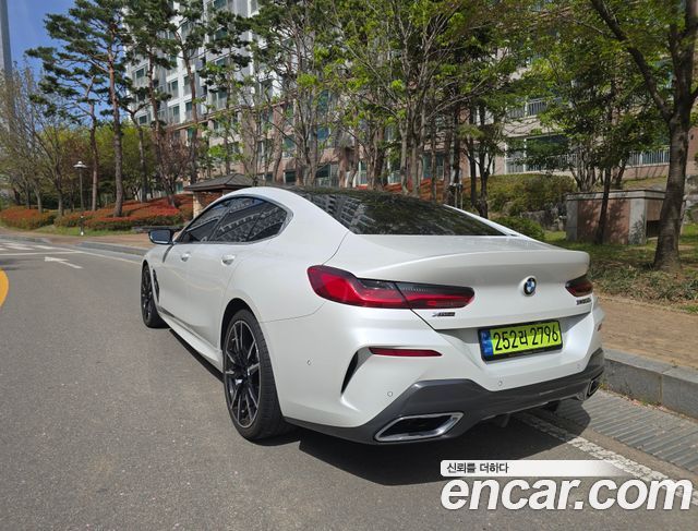 BMW 8-Series M850i xDrive Gran Coupe — пробег 25 000 км — фото 2 из 5