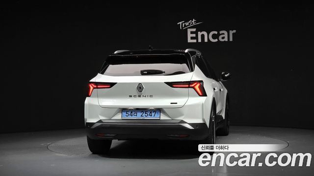 Renault (Samsung) Scenic Iconic — пробег 17 035 км — фото 4 из 5
