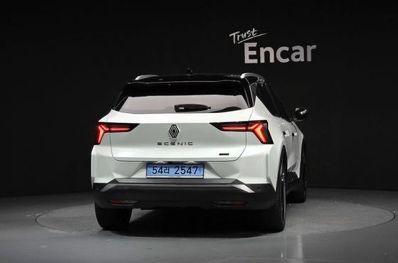 Renault (Samsung) Scenic Iconic — пробег 17 035 км — фото 4 из 5