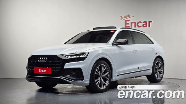 Audi Q8 55 TFSI Quattro Premium — пробег 29 324 км — фото 1 из 5