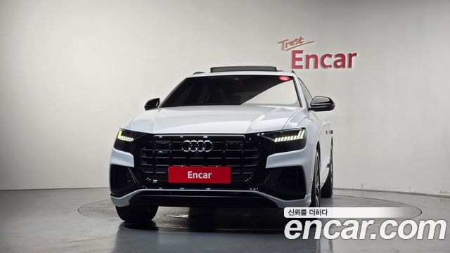 Audi Q8 55 TFSI Quattro Premium — пробег 29 324 км — фото 3 из 5