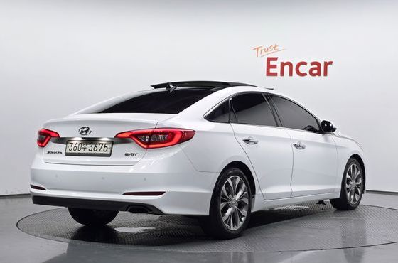 Hyundai Sonata 1.7 Diesel Smart Special — пробег 132 767 км — фото 2 из 5