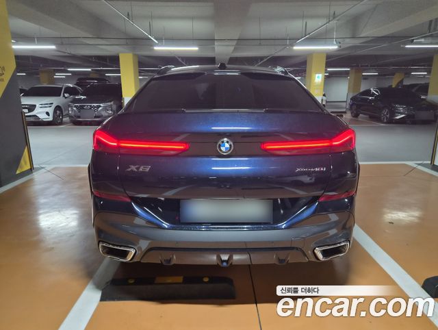 BMW X6 xDrive40i M Sport — пробег 3 440 км — фото 4 из 5