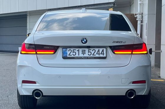 BMW 3-Series 320d — пробег 11 047 км — фото 4 из 5