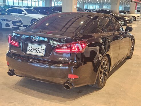 Lexus IS Premium XE20 — пробег 200 060 км — фото 2 из 5