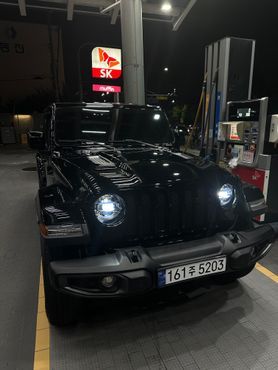 Jeep Wrangler 2.0 Overland 4Door — пробег 20 200 км — фото 3 из 5
