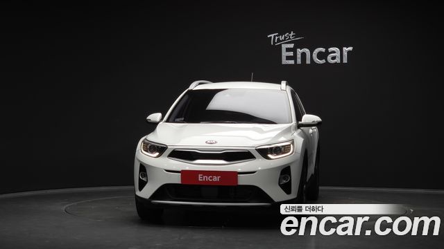 Kia Stonic из Кореи Encar