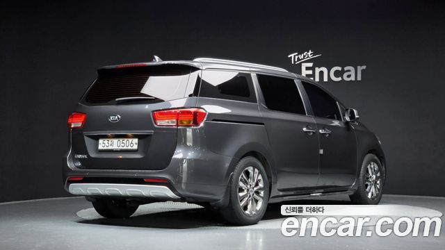 Kia Carnival из Кореи Encar