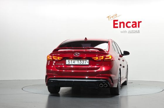 Hyundai AVANTE 1.6 Turbo Sport — пробег 83 002 км — фото 4 из 5