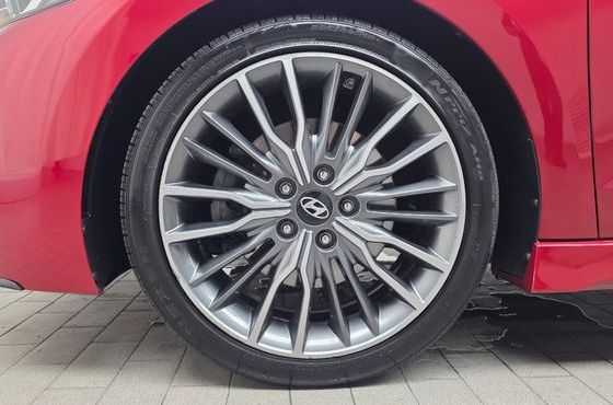 Hyundai AVANTE 1.6 Turbo Sport — пробег 83 002 км — фото 5 из 5