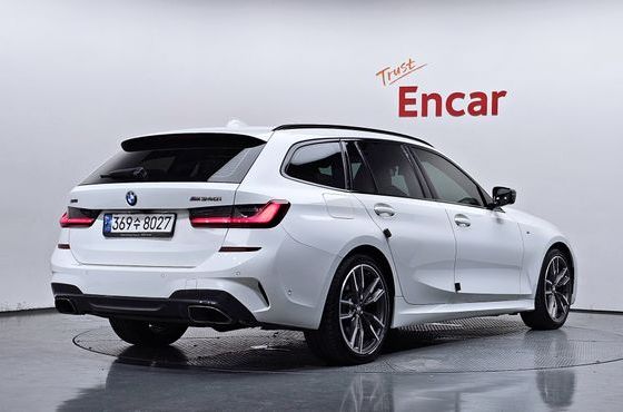 BMW 3-Series M340i xDrive Touring Performance — пробег 62 116 км — фото 2 из 5