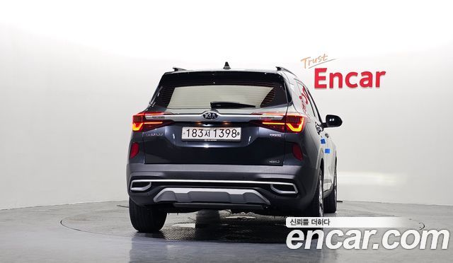 Kia Seltos из Кореи Encar