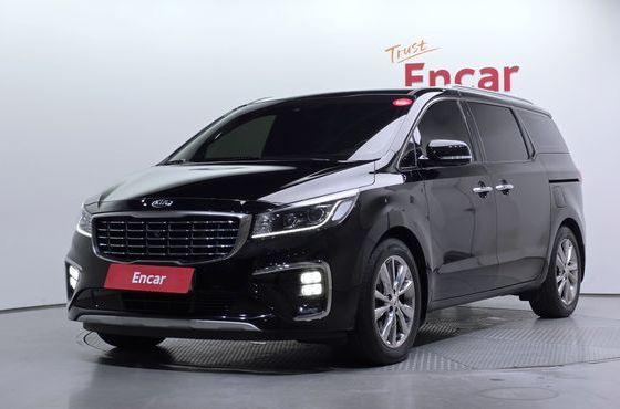 Kia Carnival 9-Seater Noblesse Special — пробег 127 574 км — фото 1 из 5
