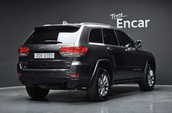 Jeep Cherokee 3.0 Diesel Limited WK2 — пробег 169 374 км — фото 2 из 5
