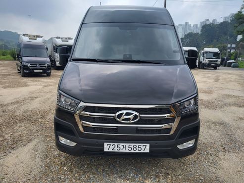Hyundai Solati 15-seater Luxury — пробег 37 736 км — фото 1 из 5
