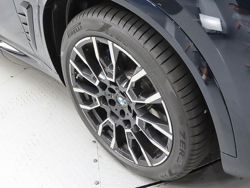 BMW X5 xDrive 40i M Sport — пробег 257 км — фото 5 из 5