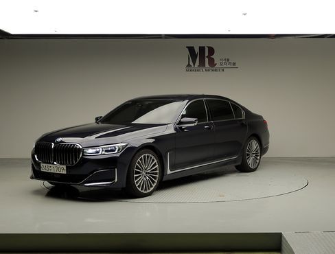 BMW 7-Series 740Li xDrive Design Pure Excellence — пробег 83 334 км — фото 1 из 5