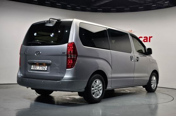 Hyundai Starex Van 3-Seater Smart — пробег 41 931 км — фото 2 из 5