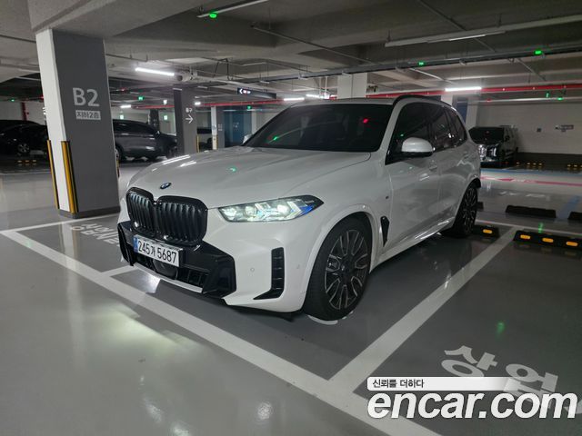 BMW X5 xDrive 40i M Sport Pro — пробег 5 180 км — фото 2 из 5
