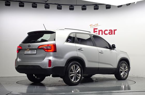 Kia Sorento Diesel 2.0 2WD Prestige — пробег 310 742 км — фото 2 из 5