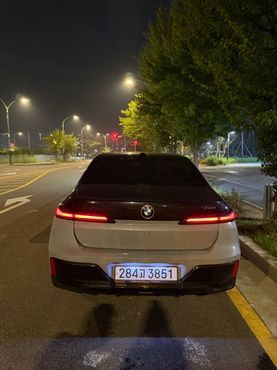 BMW 7-Series 740i sDrive M Sport — пробег 38 000 км — фото 2 из 5