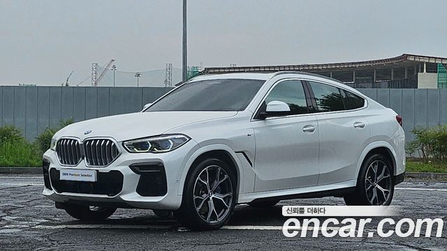 BMW X6 xDrive40i M Sport — пробег 38 034 км — фото 1 из 5