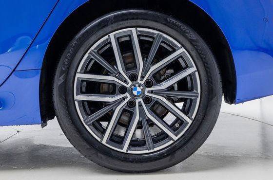 BMW 2-Series 220i M Sport Design — пробег 4 020 км — фото 5 из 5