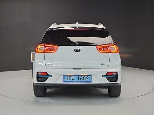 Kia Niro Noblesse — пробег 187 682 км — фото 3 из 5