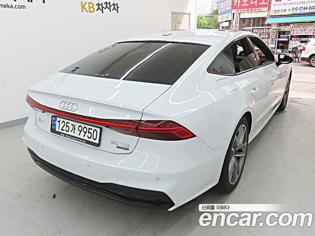 Audi A7 50 TDI Quattrp Premium — пробег 69 902 км — фото 3 из 5