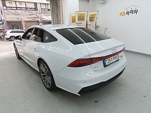 Audi A7 50 TDI Quattrp Premium — пробег 69 902 км — фото 4 из 5