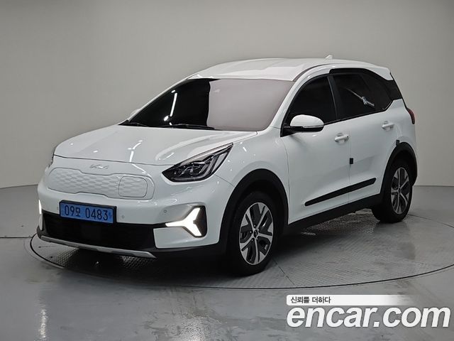 Kia Niro Earth — пробег 76 304 км — фото 1 из 5