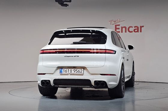 Porsche Cayenne 4.0 GTS — пробег 13 387 км — фото 4 из 5