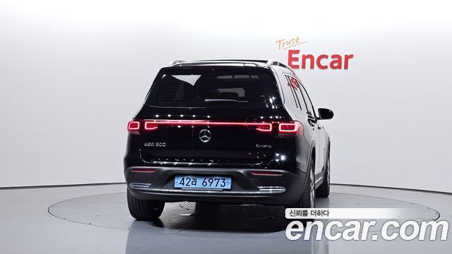 Mercedes-Benz EQB из Кореи Encar