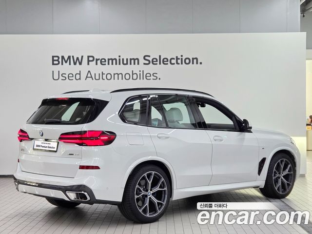 BMW X5 xDrive 40i M Sport — пробег 4 407 км — фото 2 из 5
