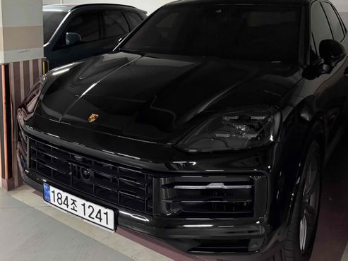 Porsche Cayenne 3.0 — пробег 10 600 км — фото 1 из 5