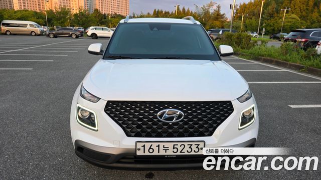 Hyundai Venue 1.6 Flux — пробег 35 550 км — фото 3 из 5