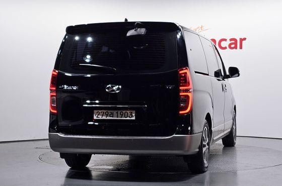 Hyundai Starex Urban 9-Seater Exclusive — пробег 116 112 км — фото 4 из 5