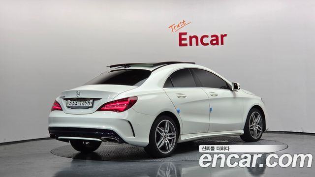 Mercedes-Benz CLA-Class CLA220 AMG Line — пробег 72 458 км — фото 2 из 5