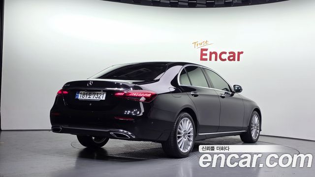 Mercedes-Benz E-Class из Кореи Encar