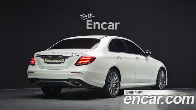 Mercedes-Benz E-Class из Кореи Encar