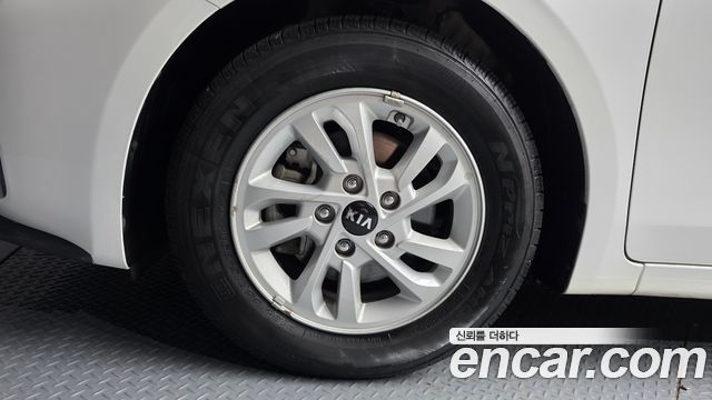 Kia K3 из Кореи Encar