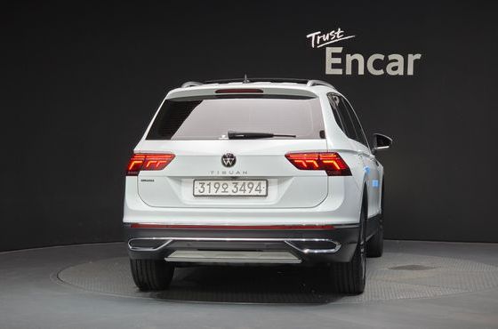 Volkswagen Tiguan 2.0 TSI Prestige — пробег 25 499 км — фото 4 из 5