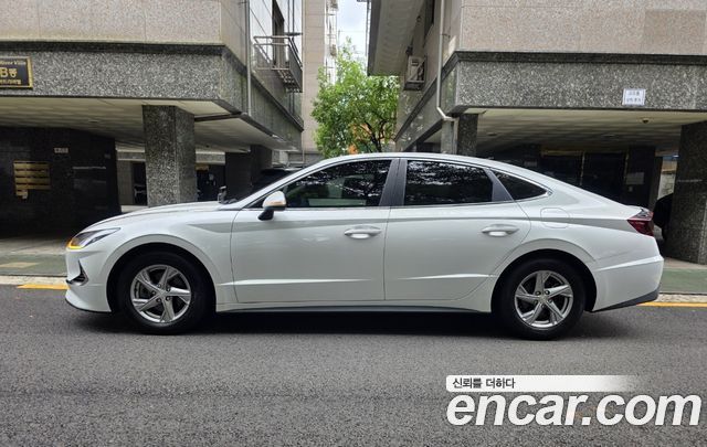 Hyundai Sonata 2.0 Premium — пробег 120 000 км — фото 3 из 5