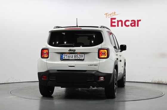 Jeep Renegade 1.3 Limited — пробег 31 524 км — фото 4 из 5